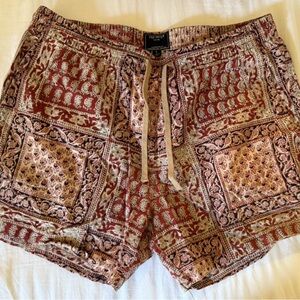 Todd Snyder Red and Brown Patterned Shorts